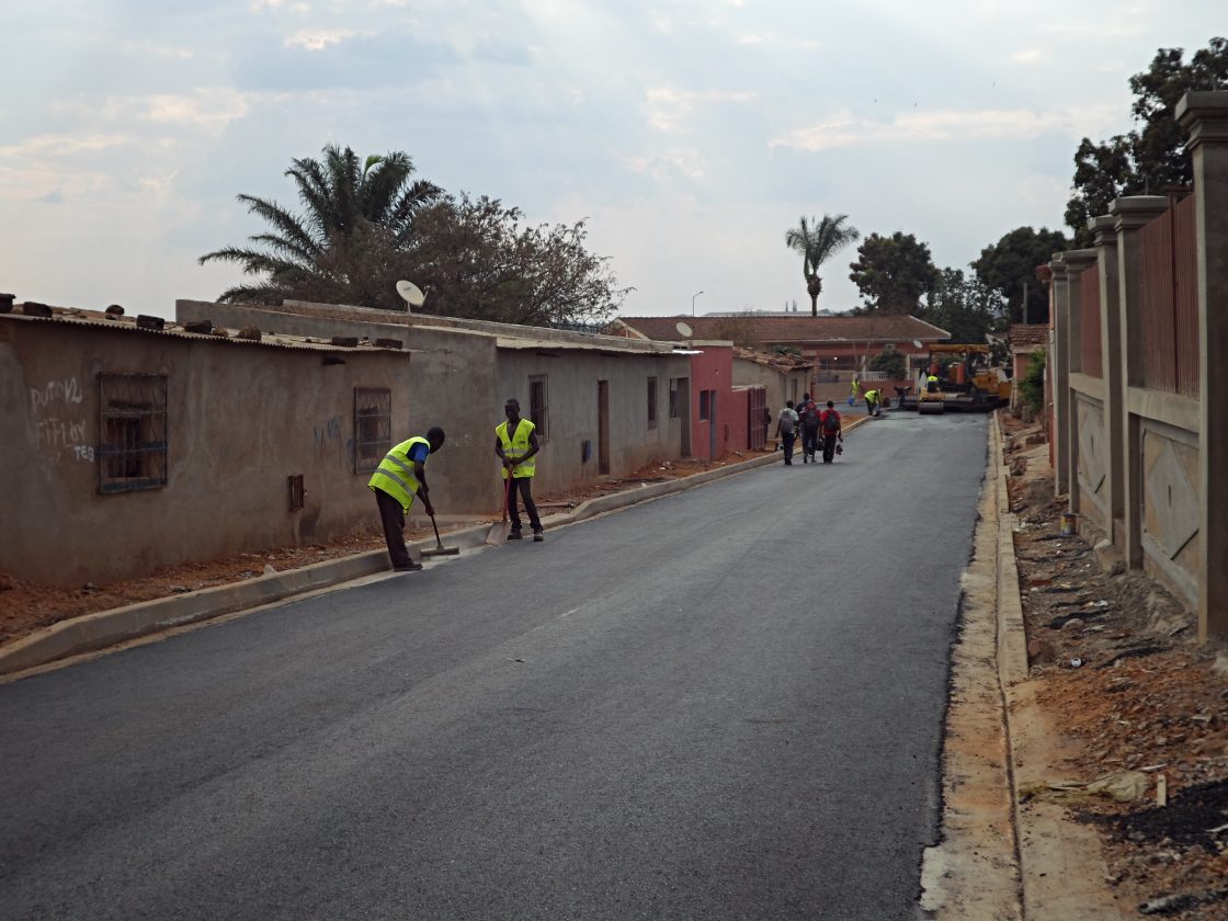 Ruas Terciárias de Luanda